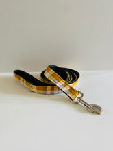 Load image into Gallery viewer, “I’m Blushing” Dog Leash
